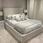 Wing Empress bed